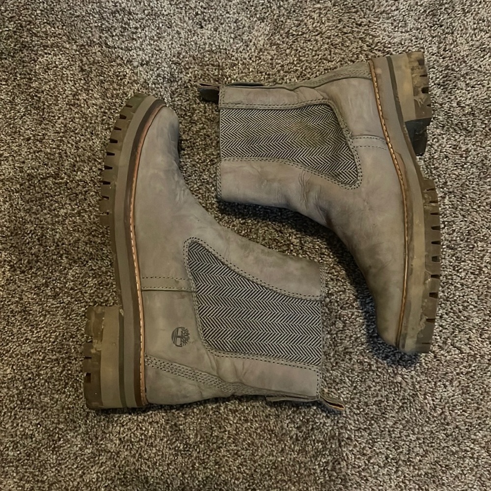 Timberland Suede Women’s Boots, Sz 8